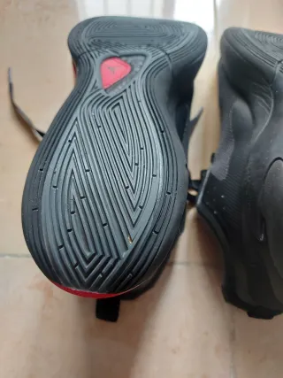 Zapatillas Jordan Luka 1 Negras Rojas