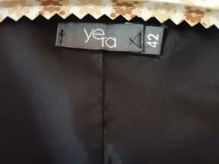 Chaleco Yera Raya Diplomática Talla 42