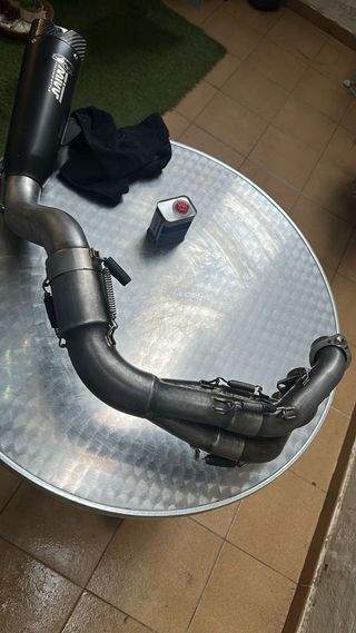 Escape Mivv MT09 2023