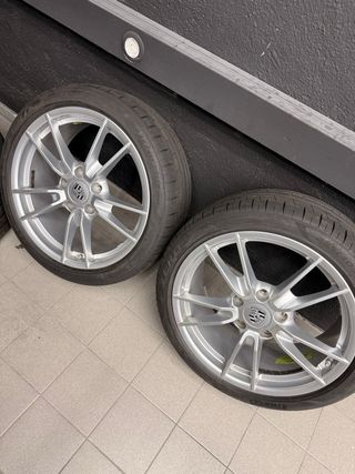 Llantas Porsche 911 con Neumático Excelente Estado