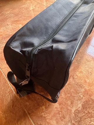 Bolsa deportiva - aseo / Adidas - Nike / NUEVAS