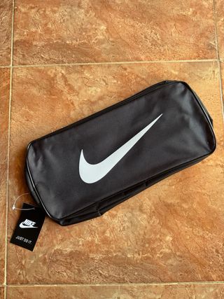Bolsa deportiva - aseo / Adidas - Nike / NUEVAS