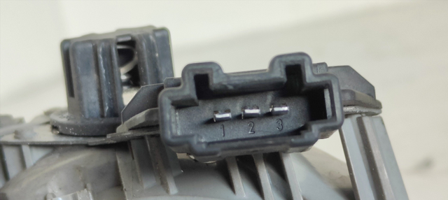 PILOTO POSTERIORE SINISTRO INTERNO MERCEDES-BENZ C