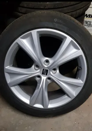 Llantas Originales Seat FR con Neumáticos