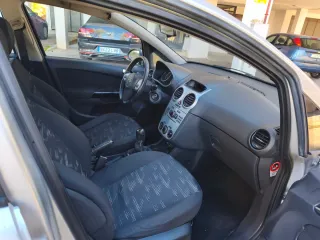 Opel Corsa 2013.. 602 09 45 56