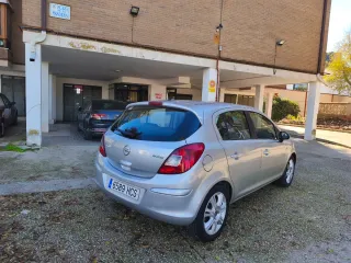 Opel Corsa 2013.. 602 09 45 56