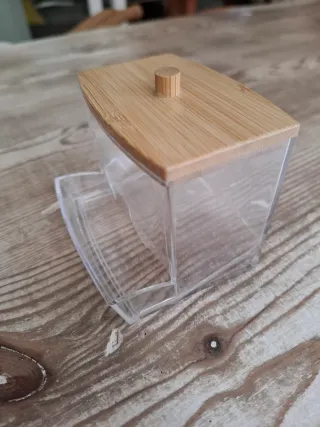 Caja para bastoncillos/hisopos