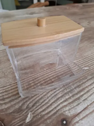 Caja para bastoncillos/hisopos