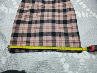 Falda de cuadros Talla 42 aprox..