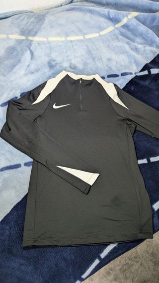 Sudadera Nike 3/4 Zip Entrenamiento Negra y Blanca