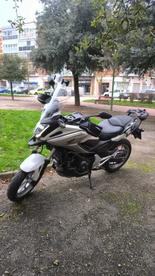 Honda NC750X DCT