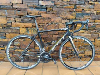 Bicicleta Scott CR1 Carbono