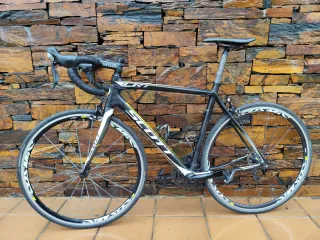 Bicicleta Scott CR1 Carbono