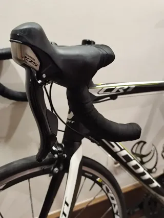 Bicicleta Scott CR1 Carbono