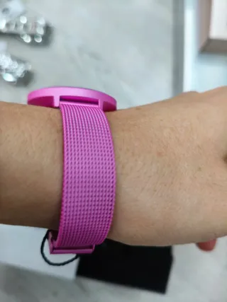 Reloj Marea Rosa metálico con circonitas