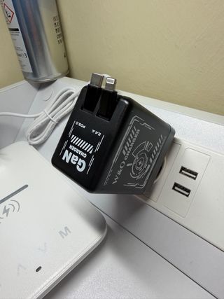 Cargador para iPhone y Android potente