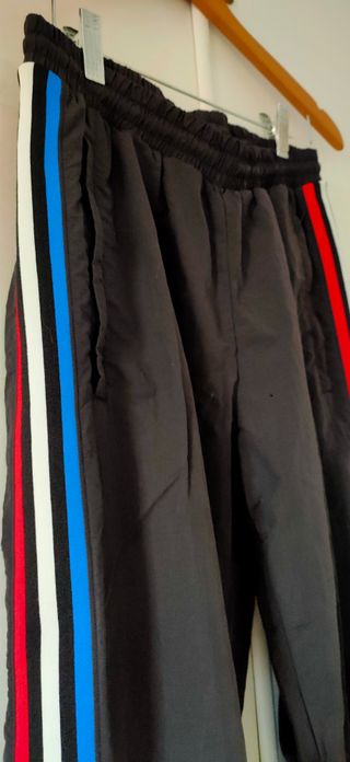 Pantalón Adidas Negro Tiras Tricolor Hombre