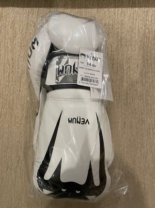 Guantes Venum Giant 3.0