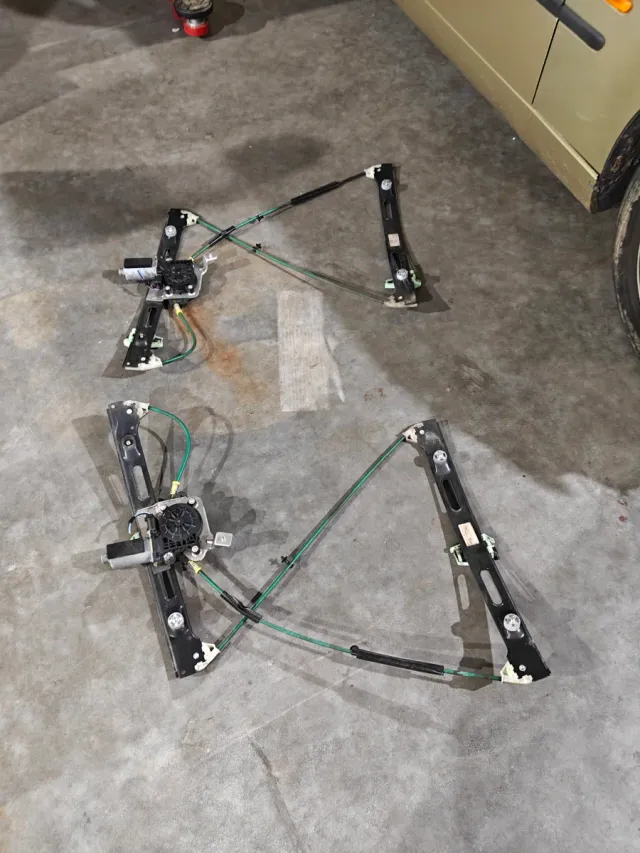 Elevalunas BMW E46 Compact Delanteros y ventanas