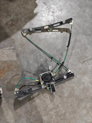 Elevalunas BMW E46 Compact Delanteros y ventanas