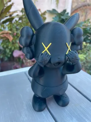 !OFERTON¡ Figura Kaws Pikachu 21 cm