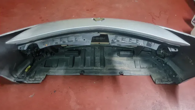 paragolpes Delantero Renault Clio 3 año 2011 ancho