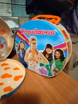 Vendo Maletín con colonia y brillantina