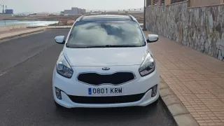 KIA Carens 2015