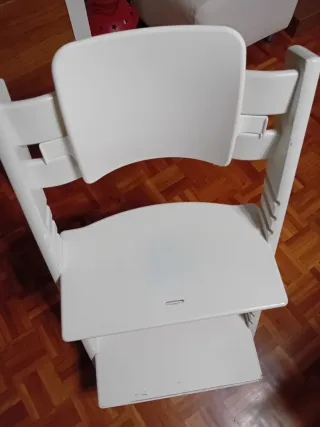 Trona Stokke blanca con baby set