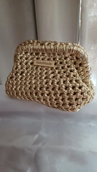 Bolso de mano fiesta oro