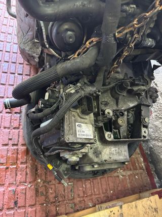 MOTOR CITROEN PEUGEOT CON CAJA DE CAMBIOS PILOTADA