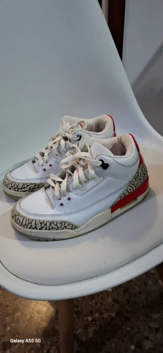 Nike Air Jordan 3 Blancas Rojas