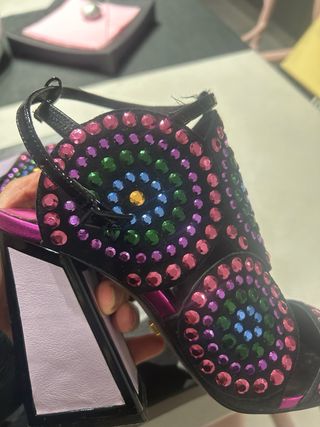 Scarpe con tacco nere multicolor