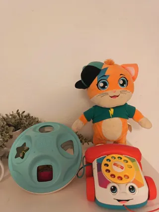 Lote Juguetes: Peluche Gato, Teléfono y Pelota