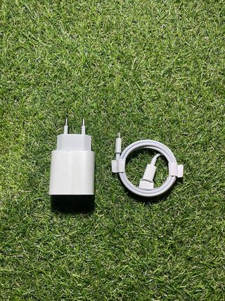 Cargador Apple iPhone Blanco