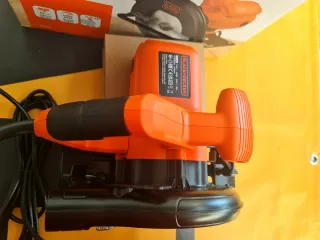 Sierra Circular BLACK+DECKER de 1200W y 165mm,