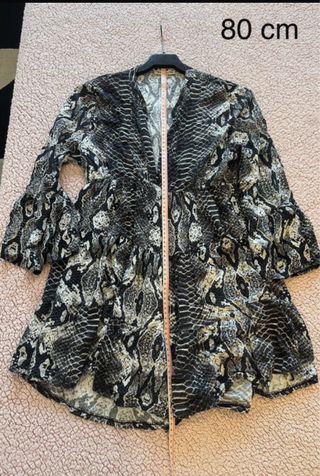 Vestido mini estampado serpiente