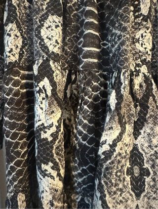 Vestido mini estampado serpiente