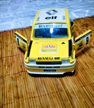 Renault 5 Turbo Bburago 1/24