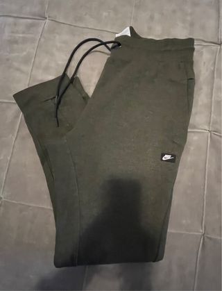 Pantalón chándal Nike Talla M Verde
