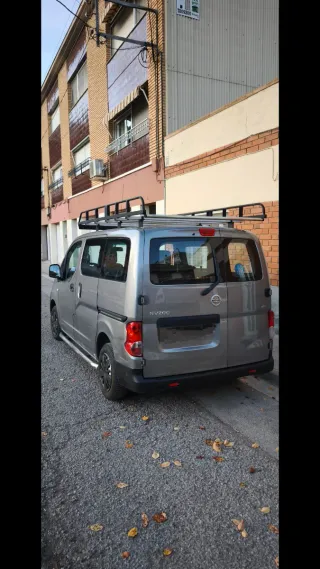 Nissan NV200 2011