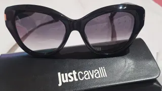 *Gafas de Sol Just Cavalli Negras y Moradas