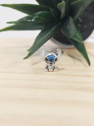 Charm Pandora Stitch Azul y Plateado