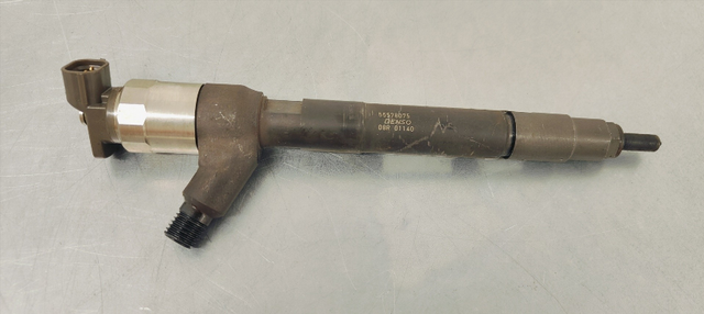 INYECTOR OPEL ASTRA J LIM. 1.6 CDTI 55578075