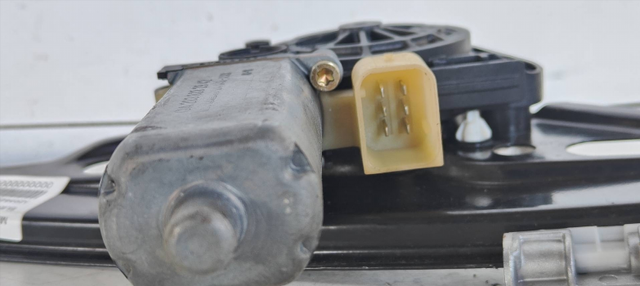 ELEVALUNAS TRASERO IZQUIERDO MERCEDES-BENZ CLASE