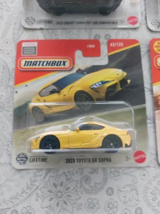 Matchbox 4 autos: Porsche, Honda, Toyota, Chevy