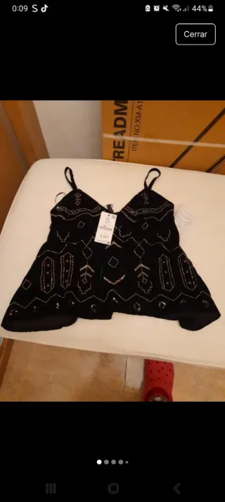 Top fiesta Stradivarius negro