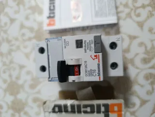 Interruttore Bticino GC8813AC16 C16