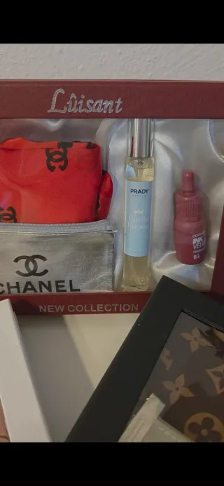 Estuches personalizados perfume, pañuelo