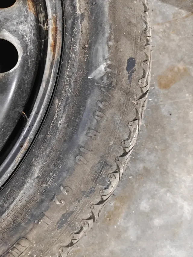 Rueda de repuesto BMW 16